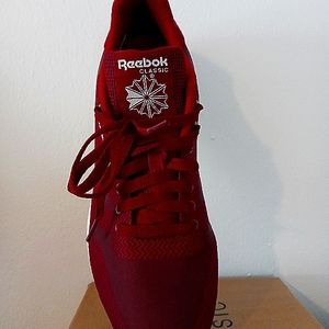 New Reebok Classic Running Shoe, Size 10
